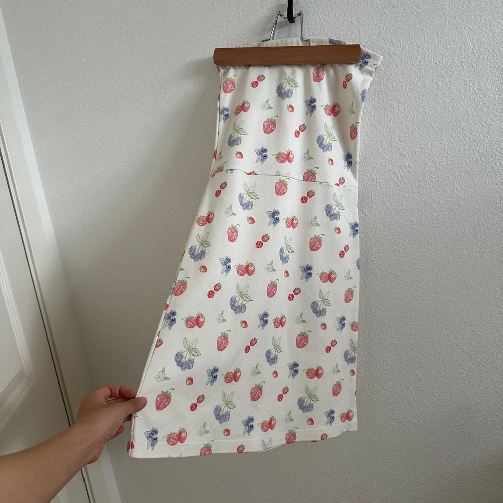SOLD - Djerf Avenue Summer Berries Dress